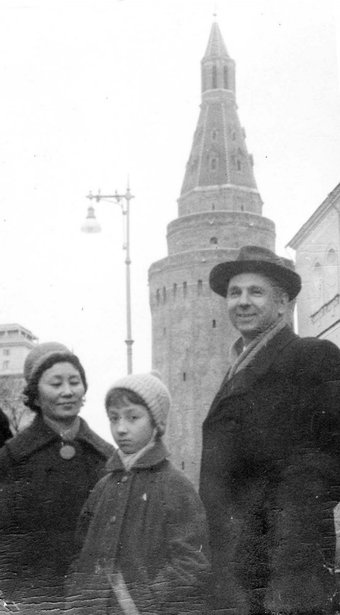  Семья Рушевых на Красной площади